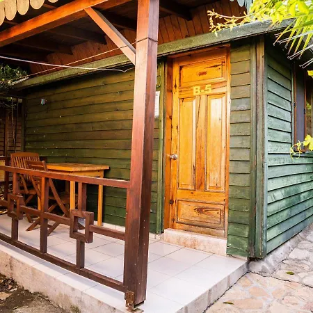 Ikiz Homestay *
